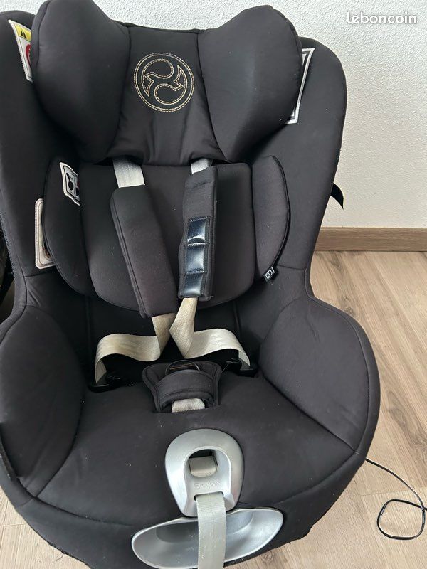 Lot sièges auto bébé Cybex Sirona + base ISOFIX (image 2)