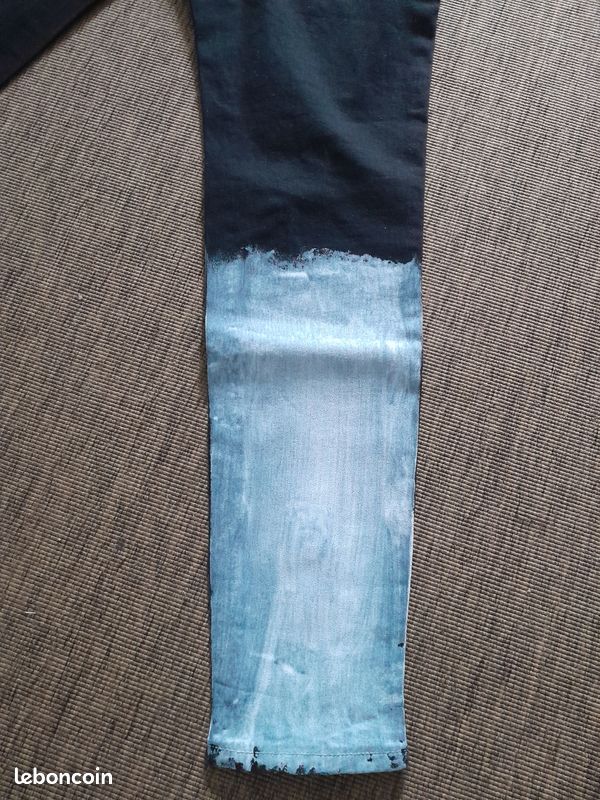 Jean slim noir destroy dégradé bleu-gris – Zip chevilles – Tour de taille 96 cm (image 6)