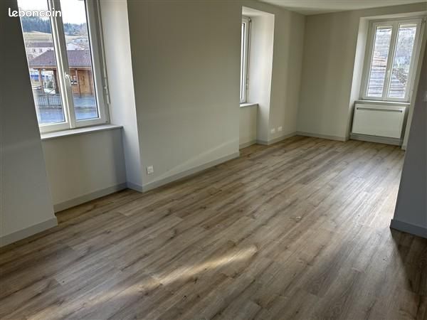 Appartement 4 pièces 75 m² · à Dunières · 75 m² · 595 €