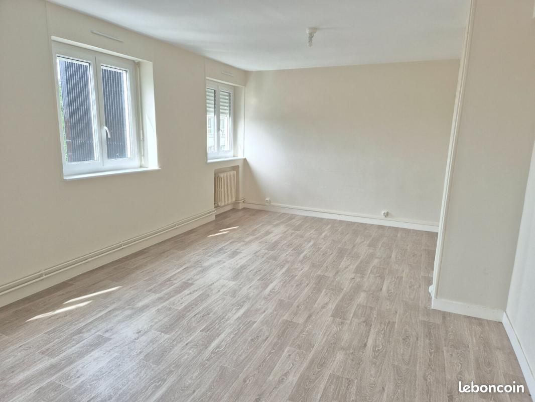 Appartement a louer saint-lo - 4 pièce(s) - 88 m2 - Surfyn