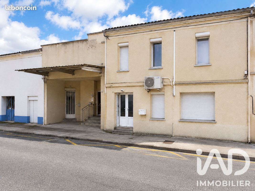 Immeuble 62 m² · à Béguey · 62 m² · 140 000 €