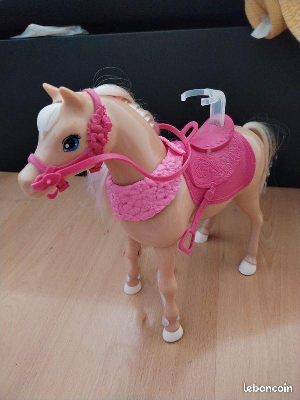 Cheval barbie (image 2)