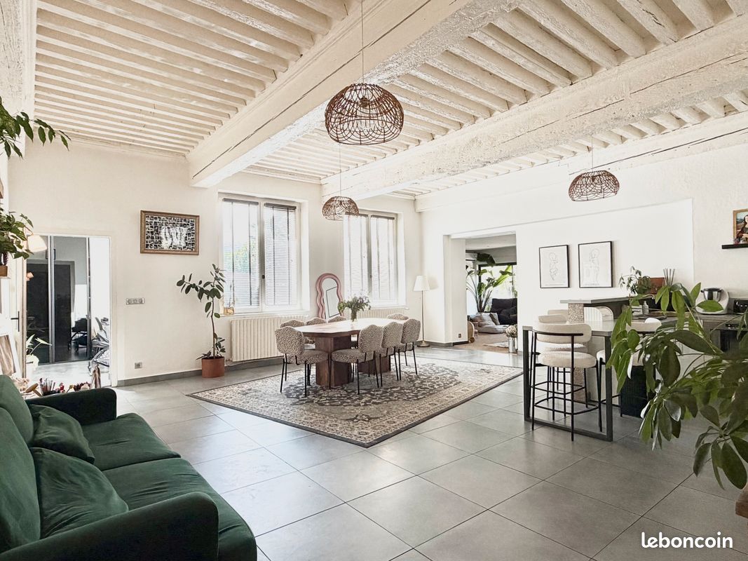 Maison 6 pièces 174 m² · à Miribel · 174 m² · 519 000 €