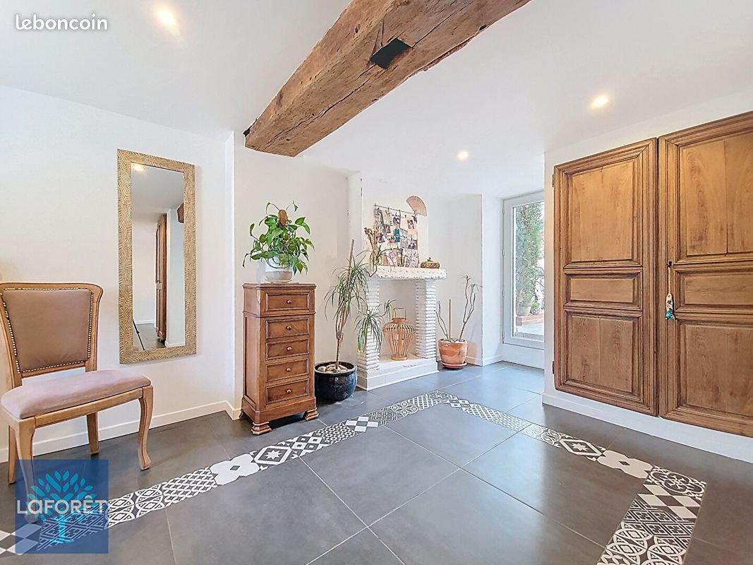 Maison 7 pièces 191 m² · à Orliénas · 191 m² · 495 000 €