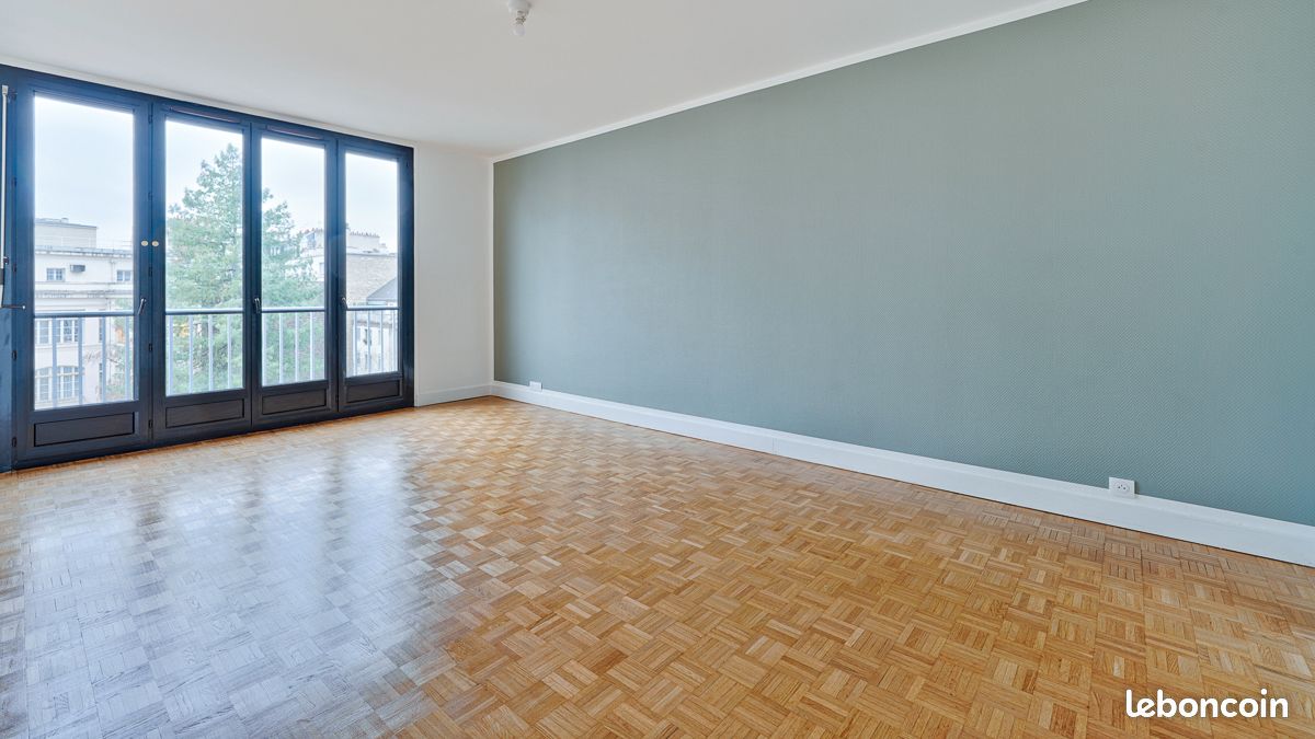 Appartement 4 pièces 74 m² · à Paris · 74 m² · 3 067 €