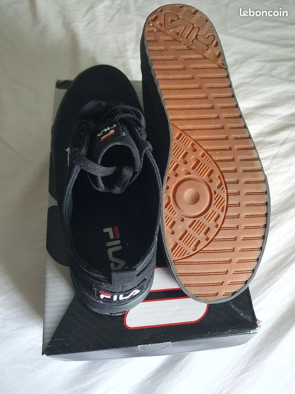 Fila Noir T 39 (image 3)