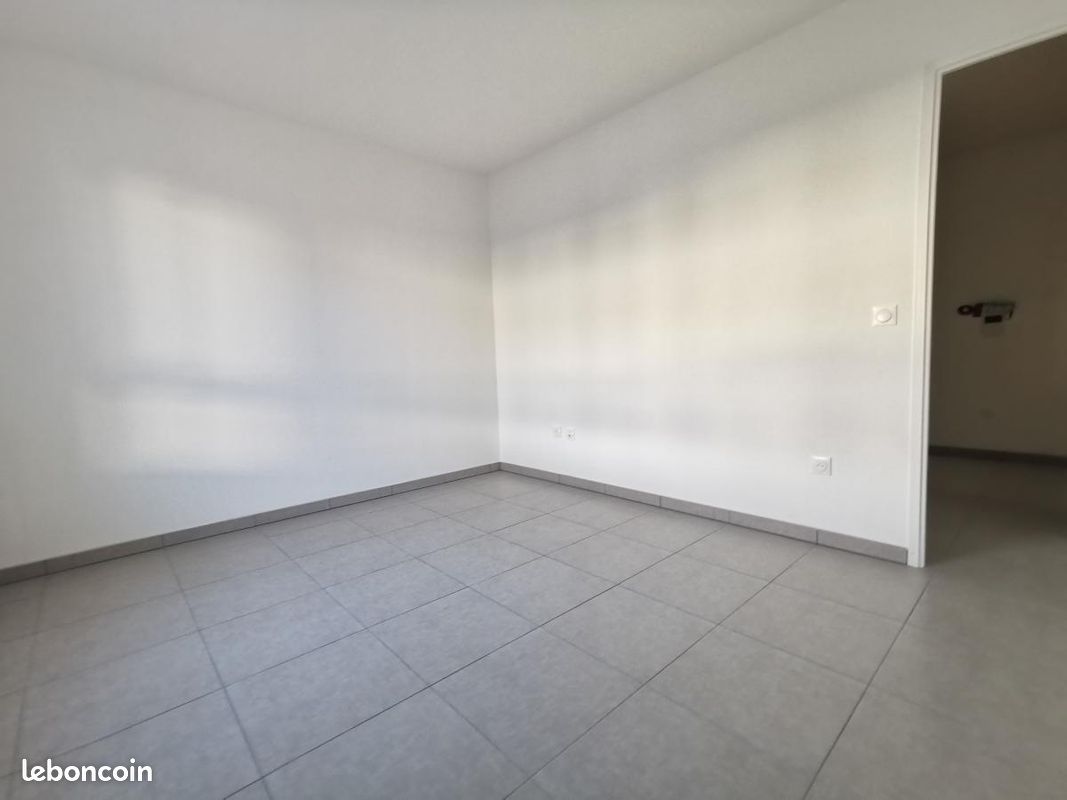 Appartement 3 pièces 63 m² · à Bron · 63 m² · 822 €/mois