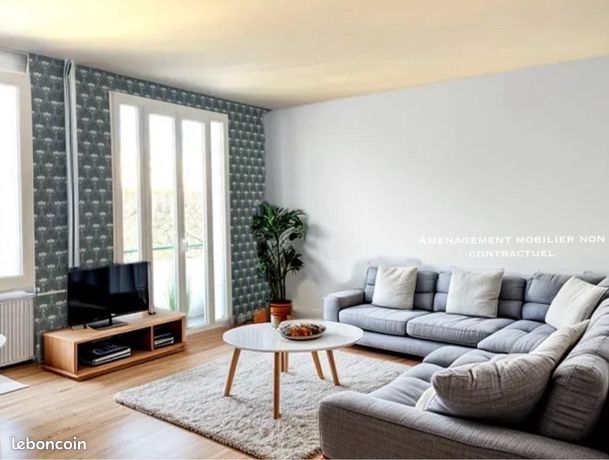 Appartement prêt à habiter sur le Cours Fauriel - cuisine équipée neuve - 90m2 - double balcon - parquet massif - ascenseur