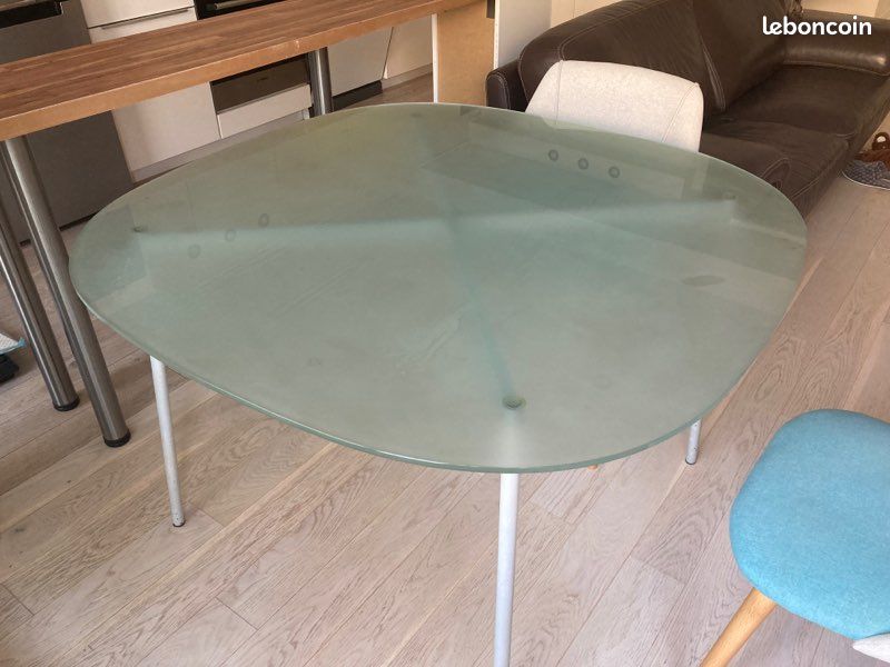 Table à manger (image 1)