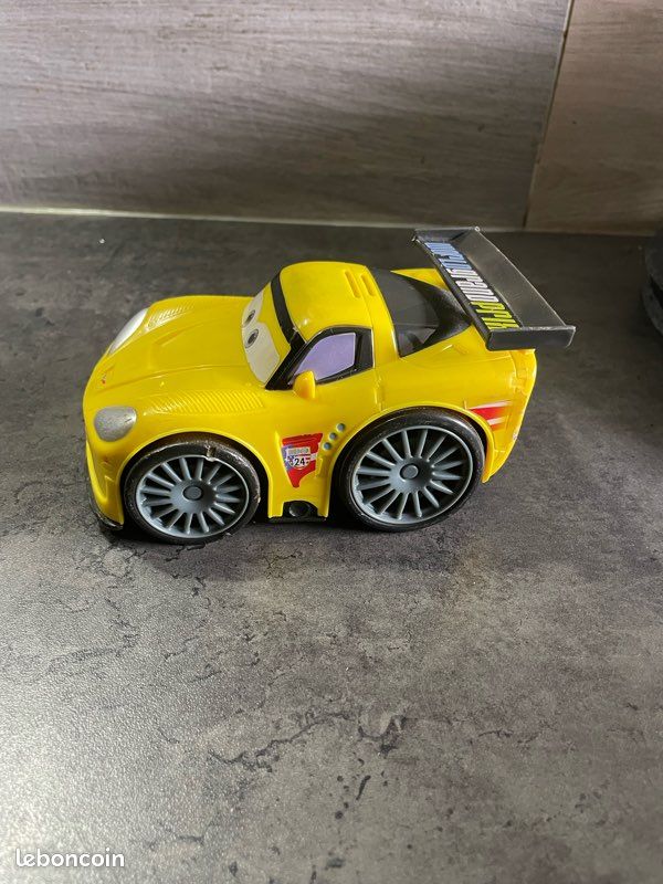 Voiture de la collection Car’s roule seule (image 3)