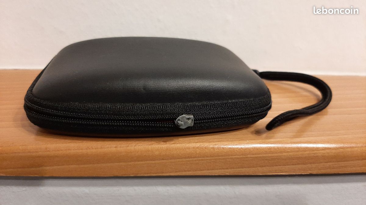 Coque etui rigide (image 7)