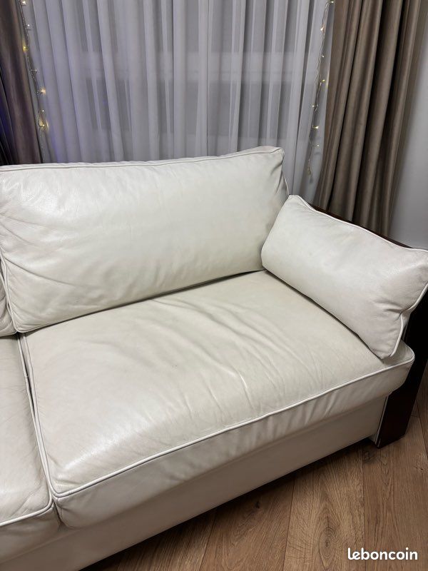 Canapé en cuir blanc (image 2)