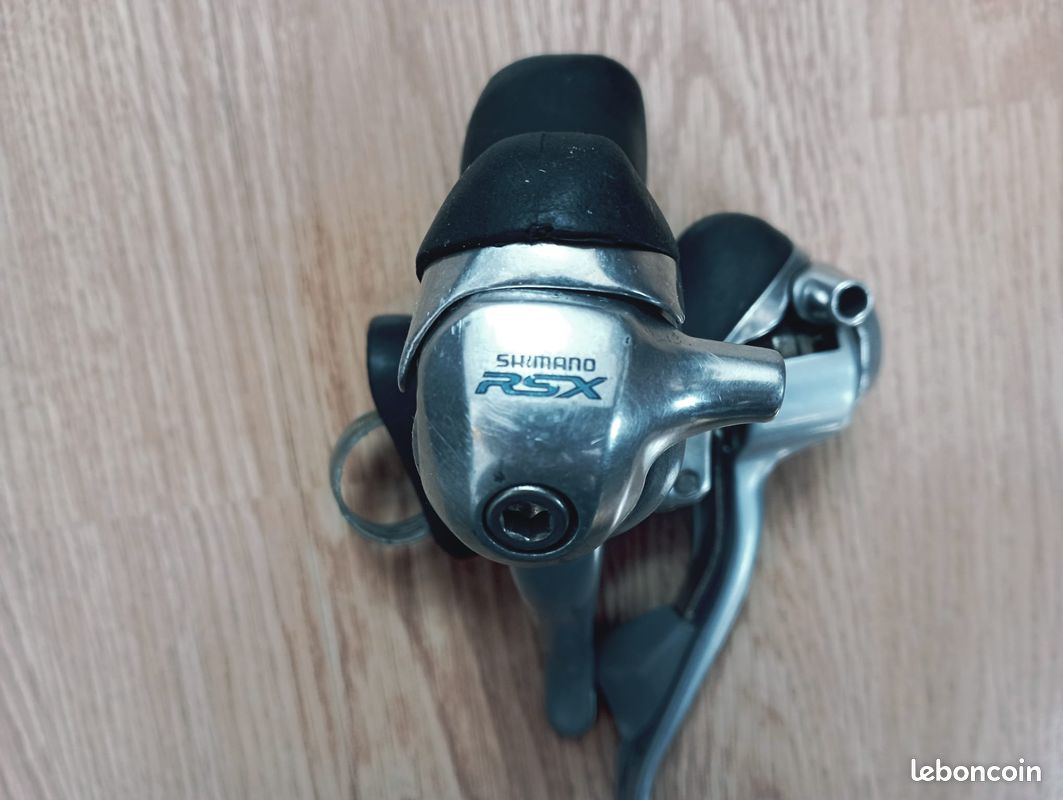 Paire De Leviers Shifters Shimano RSX ST-A410 2/3x7 – Vintage Course