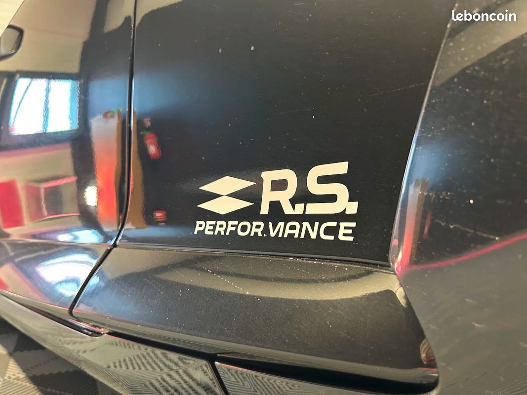 RENAULT MEGANE III COUPE RS MOTEUR ET BOITE REFAIT A NEUF 2.0 16V 265 Red Bull Racing RB7 S&S (image 35)