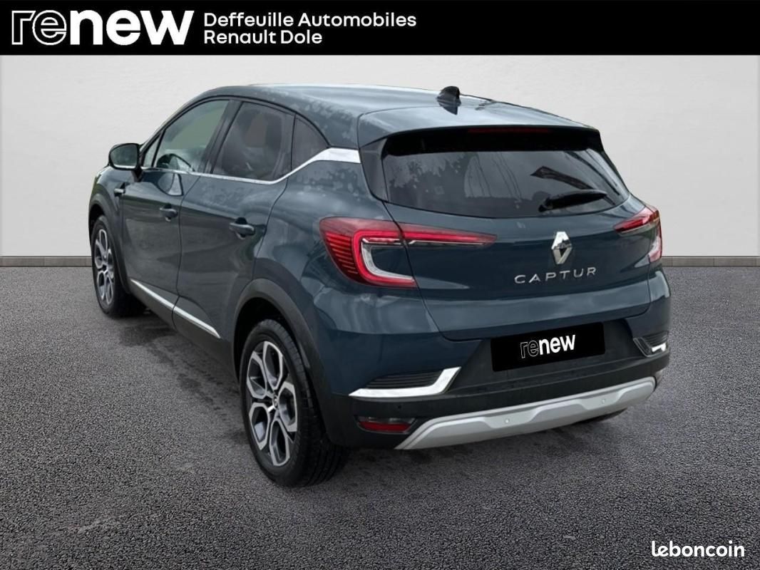 Renault Captur mild hybrid 160 EDC Techno (image 3)
