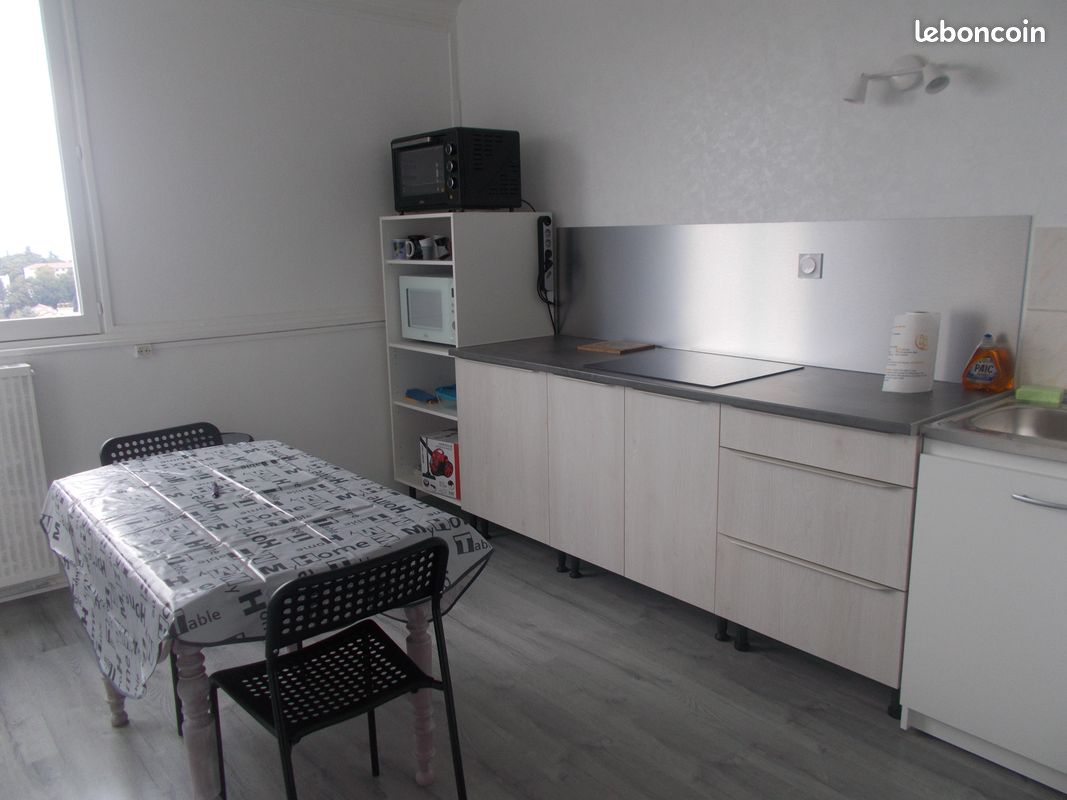 Appartement 2 pièces 55 m² · à Saint-Étienne · 55 m² · 45 000 €