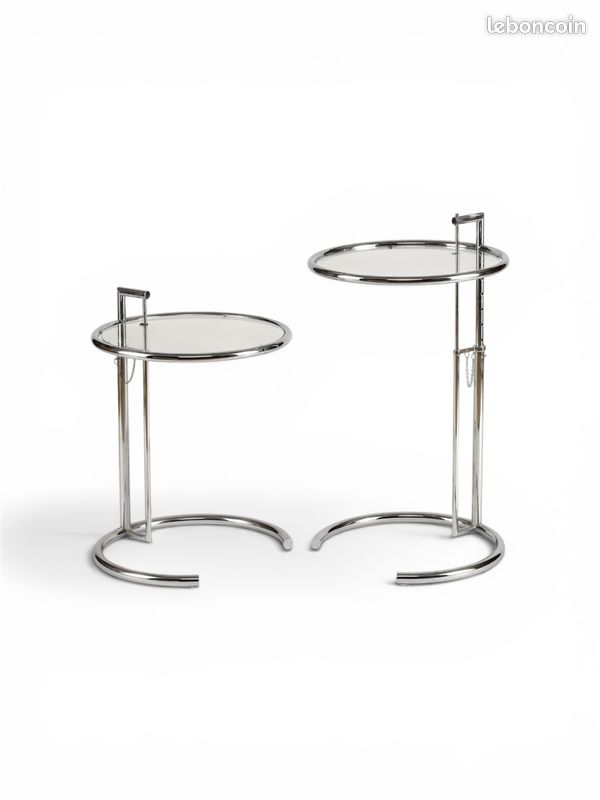 Paire de tables ajustables E 1027 par Eileen Gray (image 1)