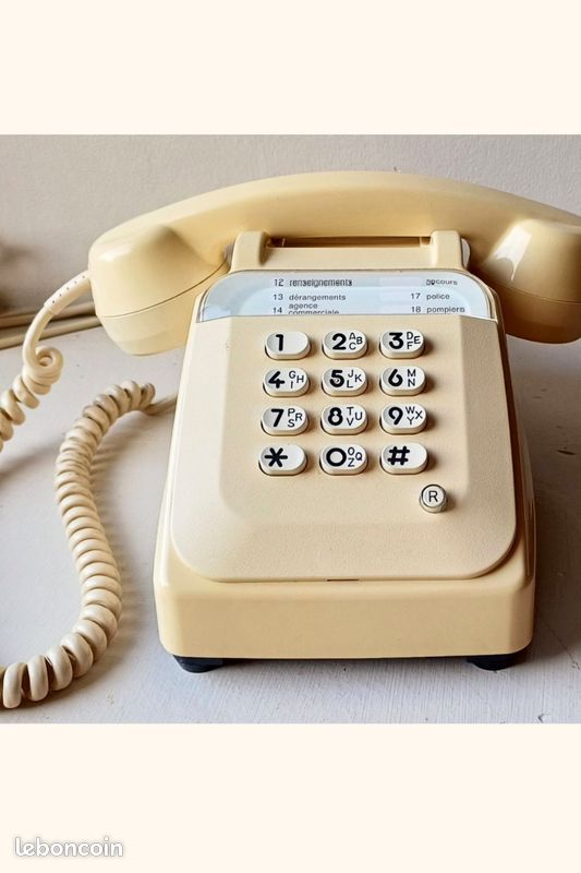 Old landline telephone socotel S63 gray French keyboard key - Sold