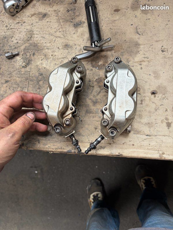Étrier avant Ducati Monster 696/796/1100 (image 3)