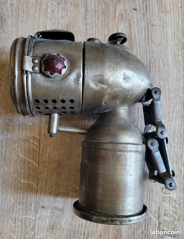 JOLI PETIT REVEIL JERGER mouvement mécanique parfait état fonctionne EUR 12,00 - FR