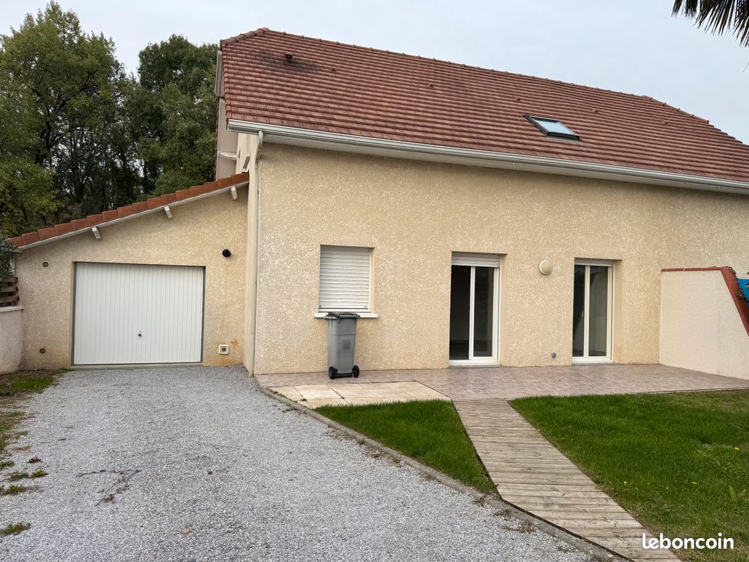 Maison 4 pièces 80 m² · à Pau · 80 m² · 900 €/mois