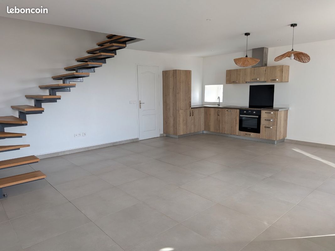 Maison 3 pièces 91 m² · à Le Pian-sur-Garonne · 91 m² · 850 €/mois