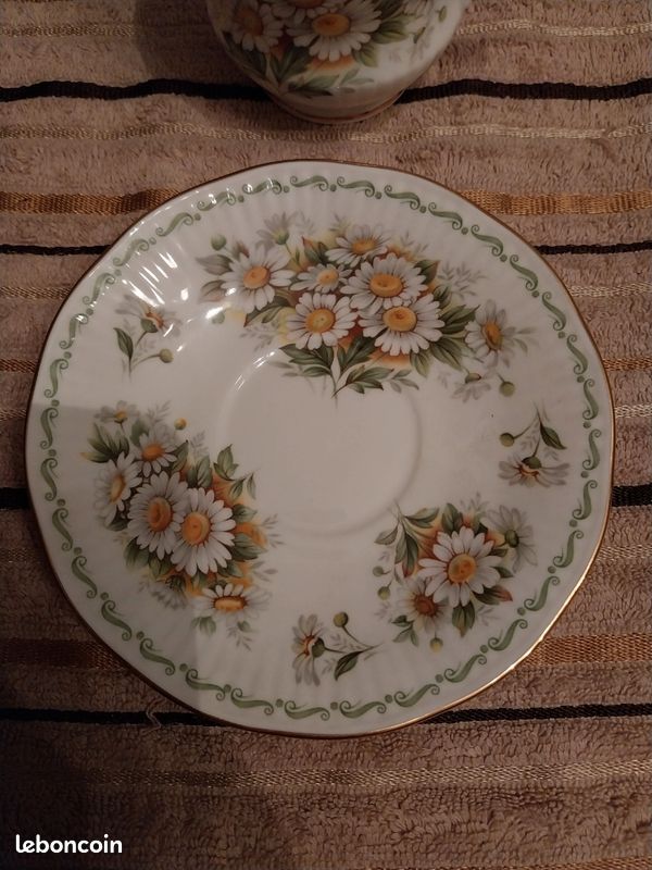 Tasse et soucoupe Queen's October Rosina China Coltd pâquerettes England (image 3)
