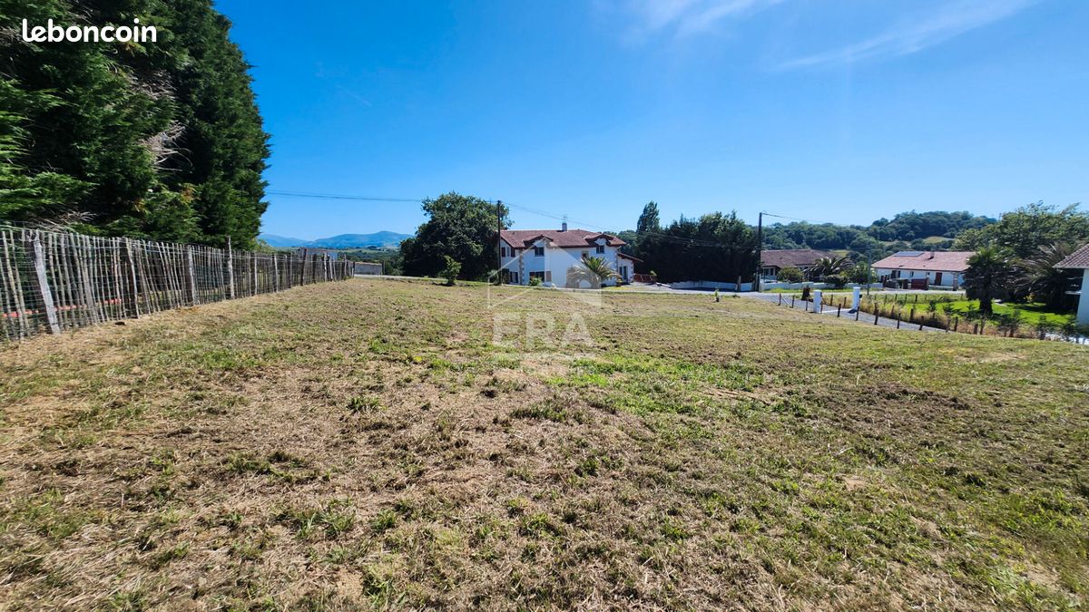 Terrain 1000 m² · à Briscous · 1 000 m² · 180 000 €