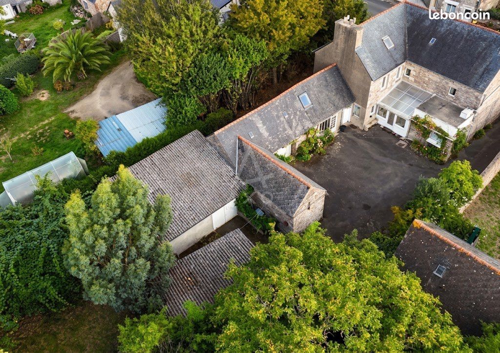 Maison 8 pièces 180 m² · à Pléhédel · 180 m² · 291 200 €