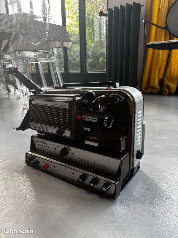 Projecteur De Film Fixe HEURTIER PS8 Lampe OK - Occasion