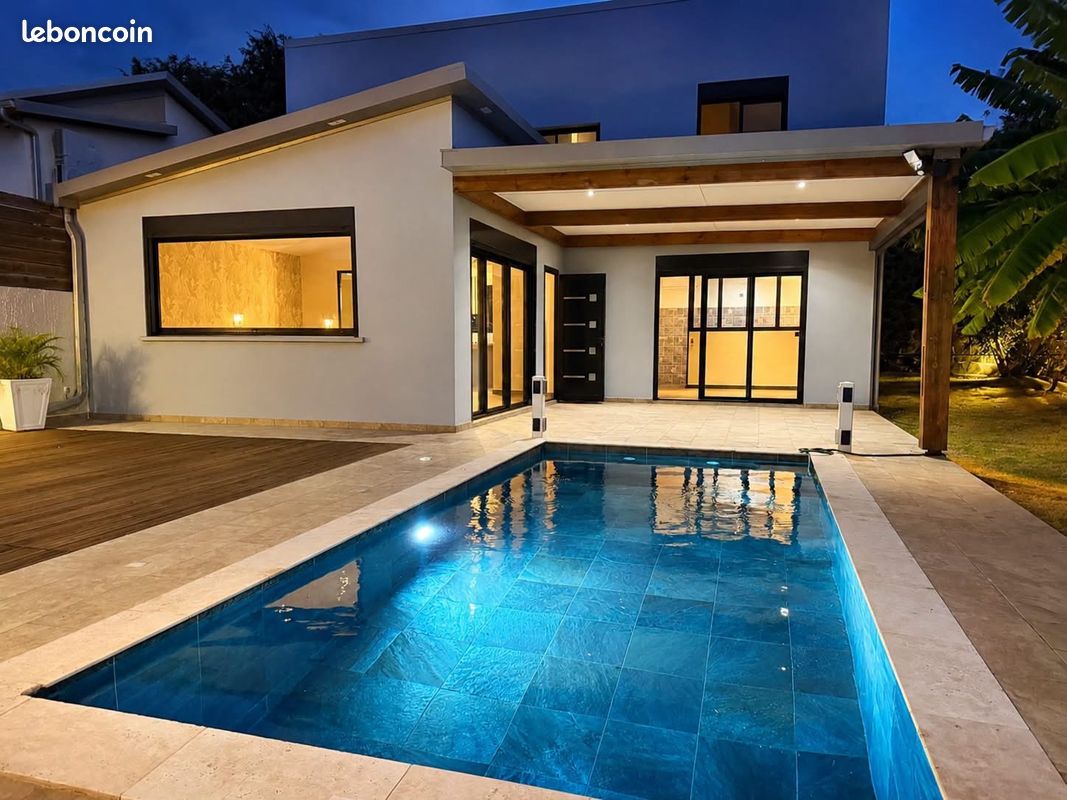 Maison 4 pièces 100 m² · à Saint-Denis · 100 m² · 475 000 €