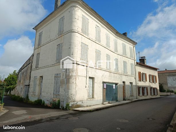 Immeuble 500 m² COGNAC