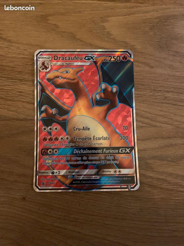 Carte dracaufeu full art ( GRANDE ) superbe bonne état (image 1)