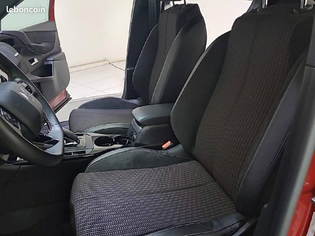 DS 3 Crossback DS3 BlueHDi 130 EAT8 - Performance Line (image 11)