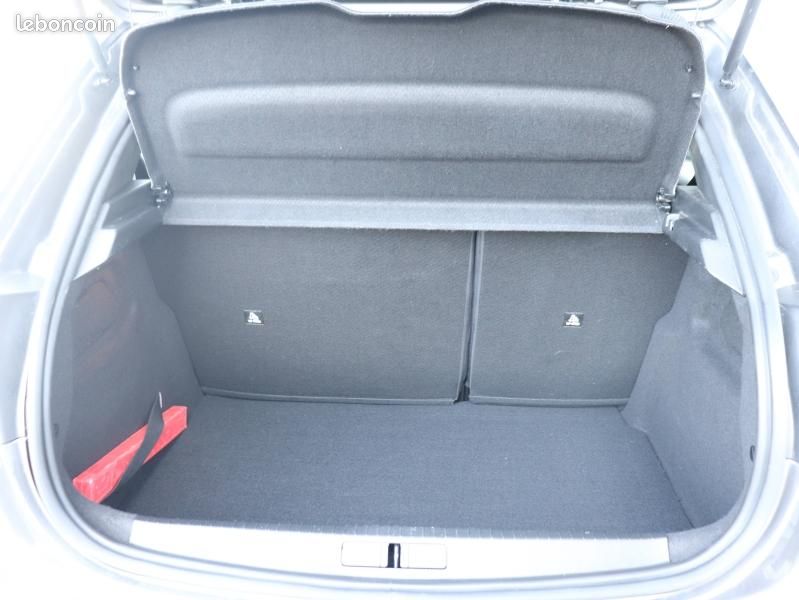 Peugeot 208 1.2 PureTech 100ch S&S Style (image 6)