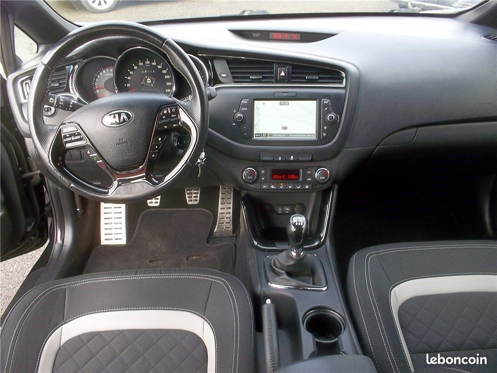 Kia CEED III SW 1.0 T-GDI 120 CH ISG BVM6 GT Line (image 3)