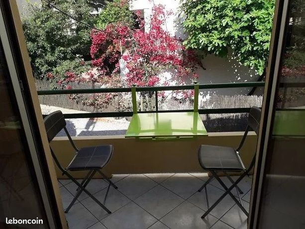 Studio 1 pièce 27 m²
