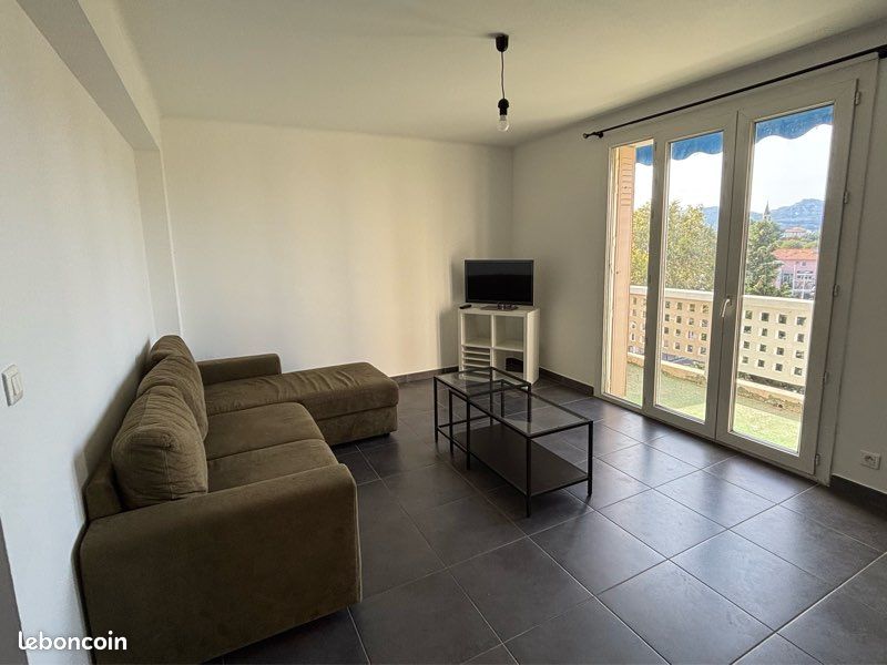 Appartement 3 pièces 67 m² · à Marseille · 67 m² · 1 200 €/mois