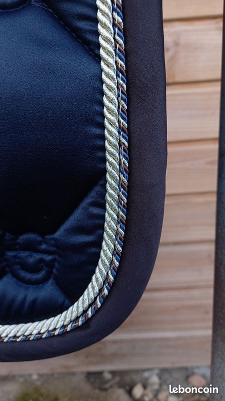 Tapis De Saut équestre Stockholm - Motif Océan Foncé Avec Oreilles - Neuf