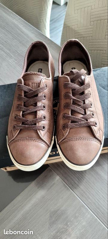 Converse (image 2)