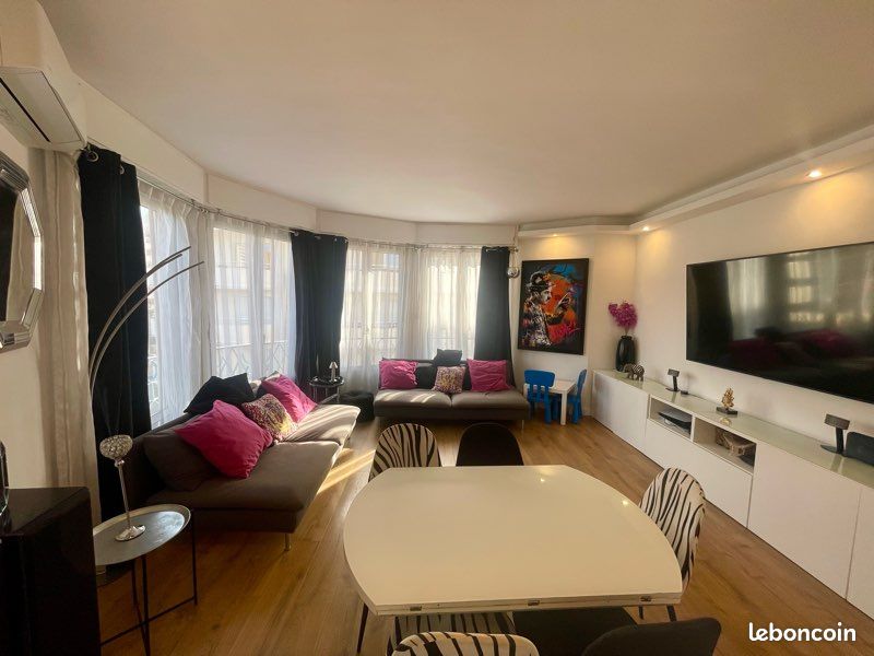 Appartement 3 pièces 82 m² · à Antibes · 82 m² · 430 000 €