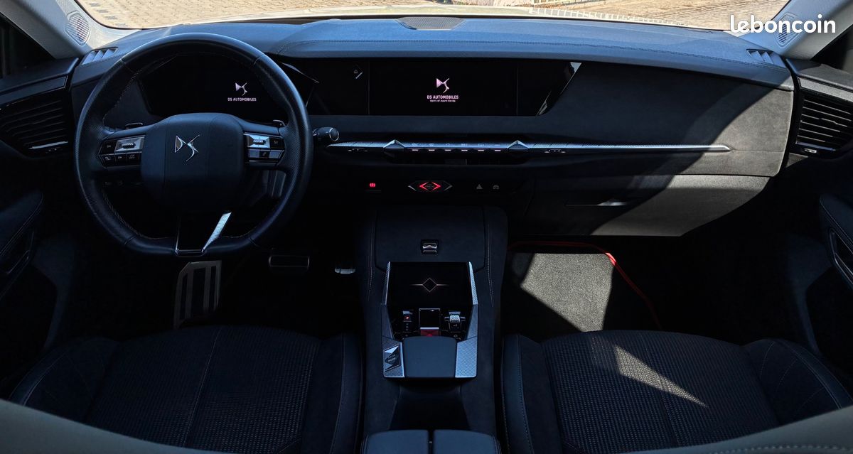 DS DS 4 E-TENSE 1.6 225ch HYBRID - PERFORMANCE LINE PLUS - BVA (image 3)