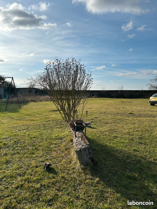 TERRAIN 680 m² constructible sainte julie · à Sainte-Julie · 99 000 €