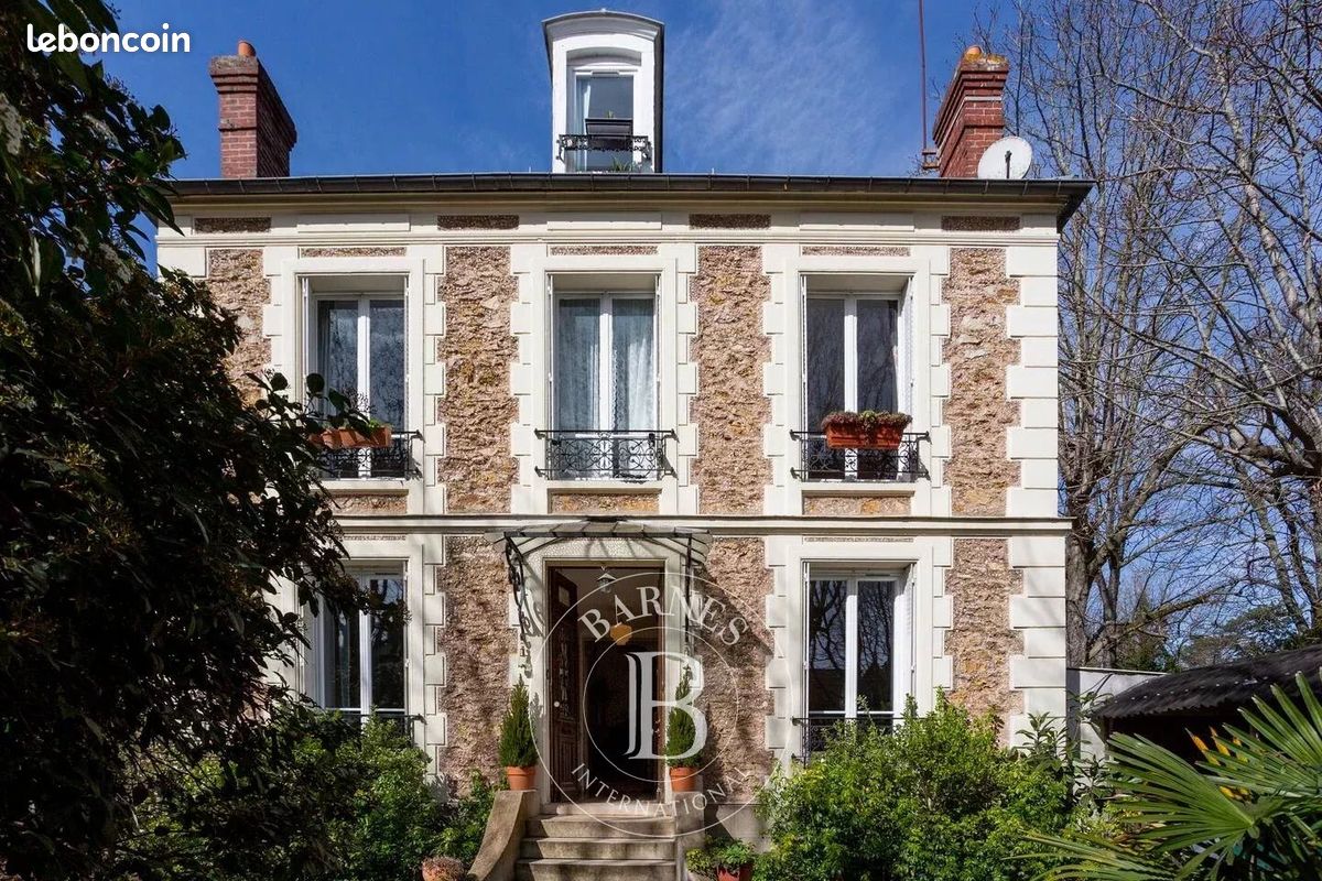 Maison 8 pièces 171 m² · à Ris-Orangis · 171 m² · 720 000 €