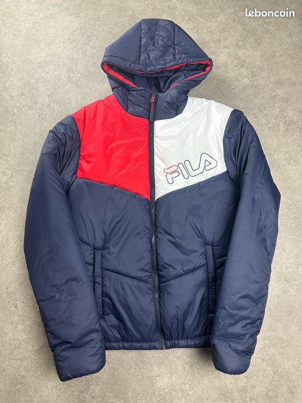 Doudoune FILA marine blanc rouge Taille S Très bon état