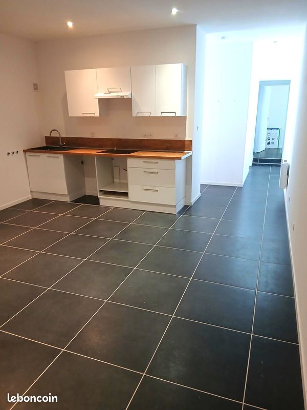 Maison 3 pièces 58 m² · à Saint-Amand-les-Eaux · 58 m² · 680 €/mois
