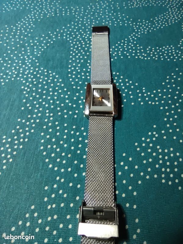 Montre femme (image 3)