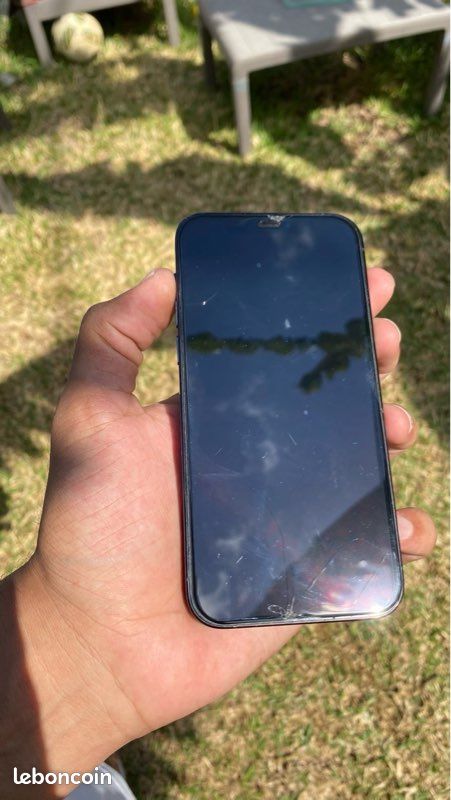 IPhone 12 Pro 128go (image 3)