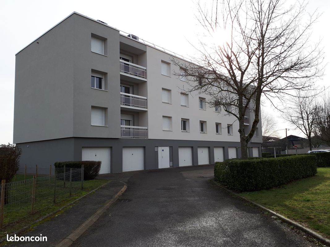 Appartement 4 pièces 81 m² · à Foissiat · 81 m² · 688 €/mois