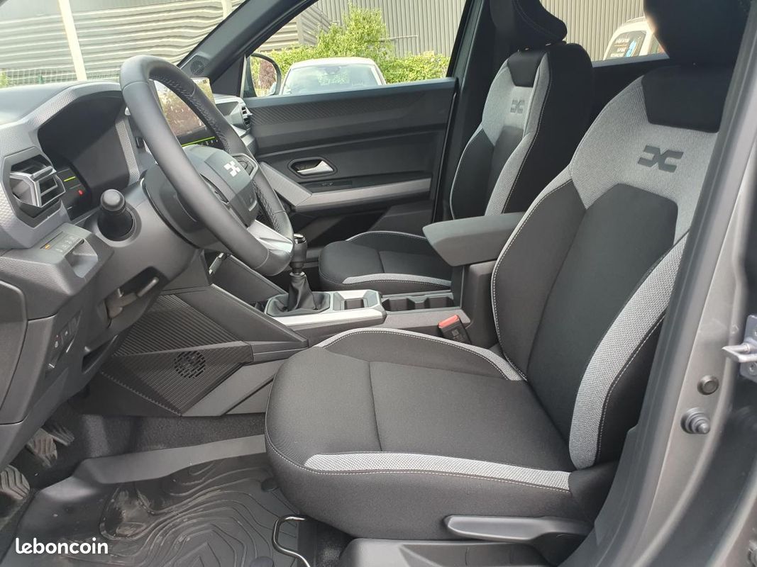 DACIA DUSTER 1.2 ECO-G - 120 III SUV Journey (image 11)